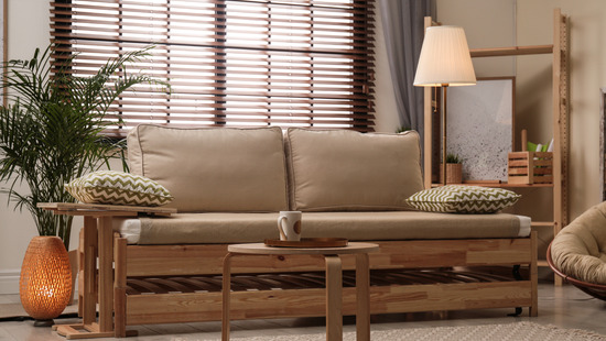 
										Träpersienner med tejp
																						